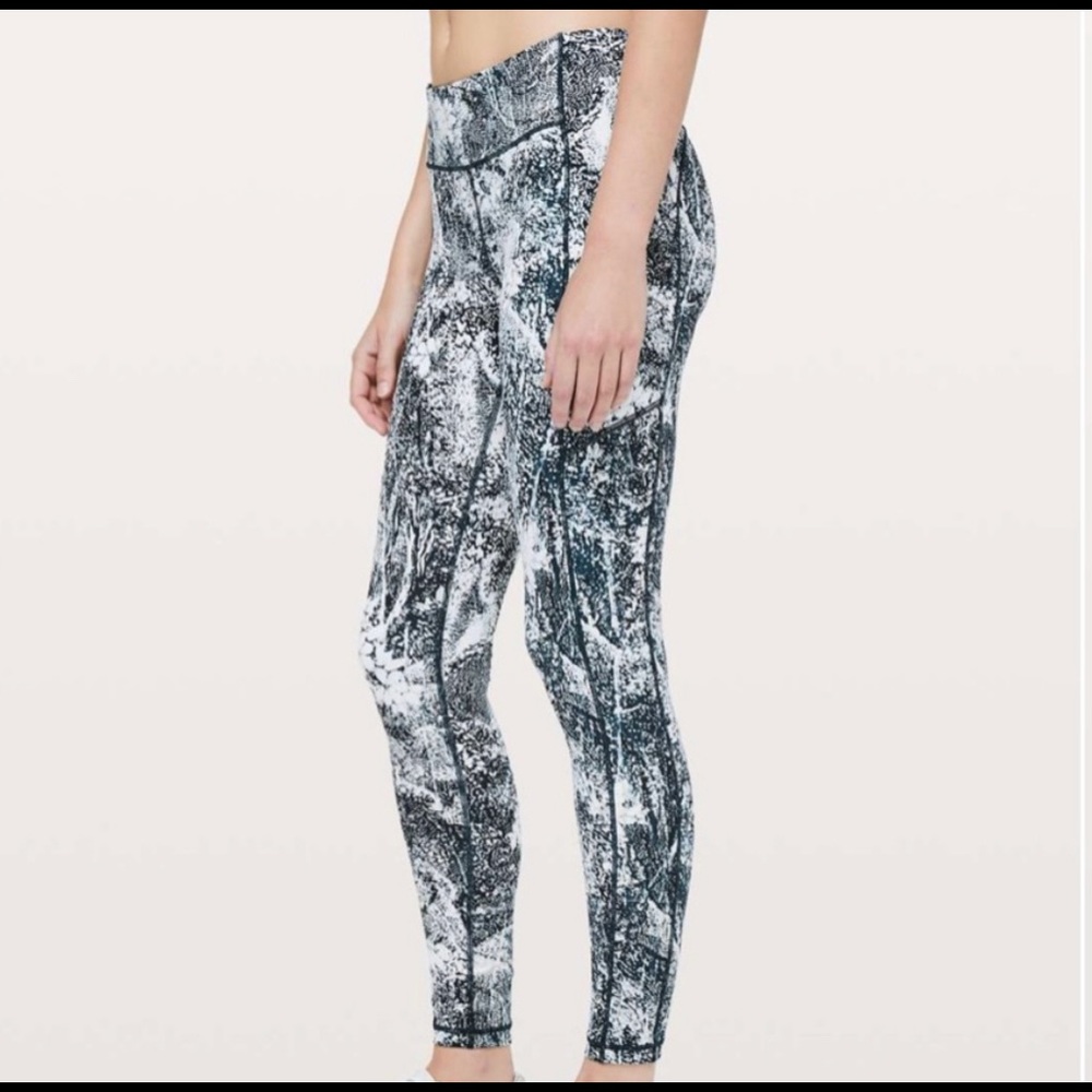NWT Lululemon Speed Up Tight / Leggings